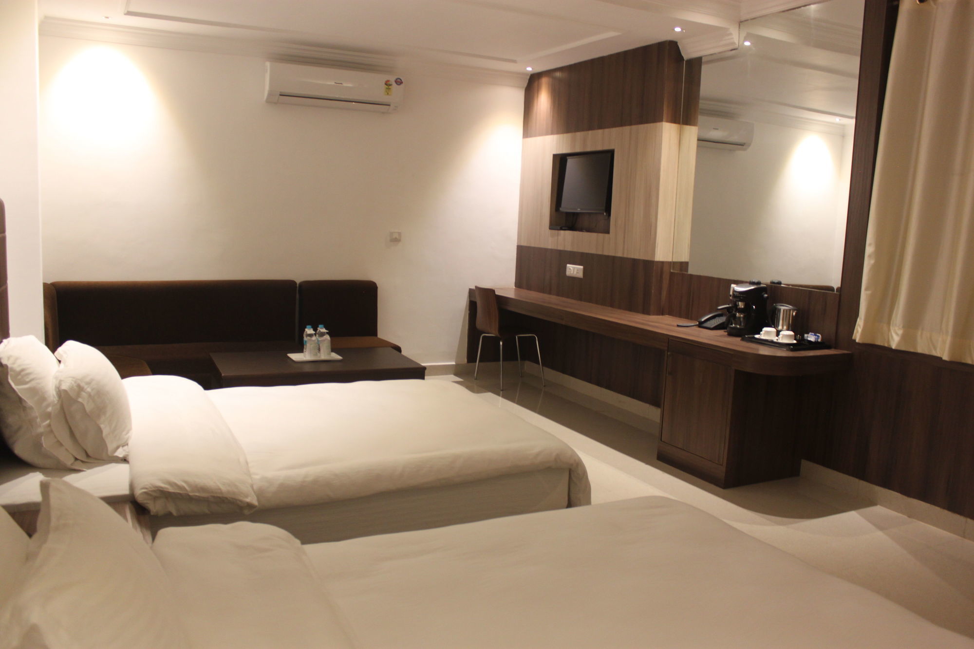Niranjana Hotel Bodhgaya Oda fotoğraf