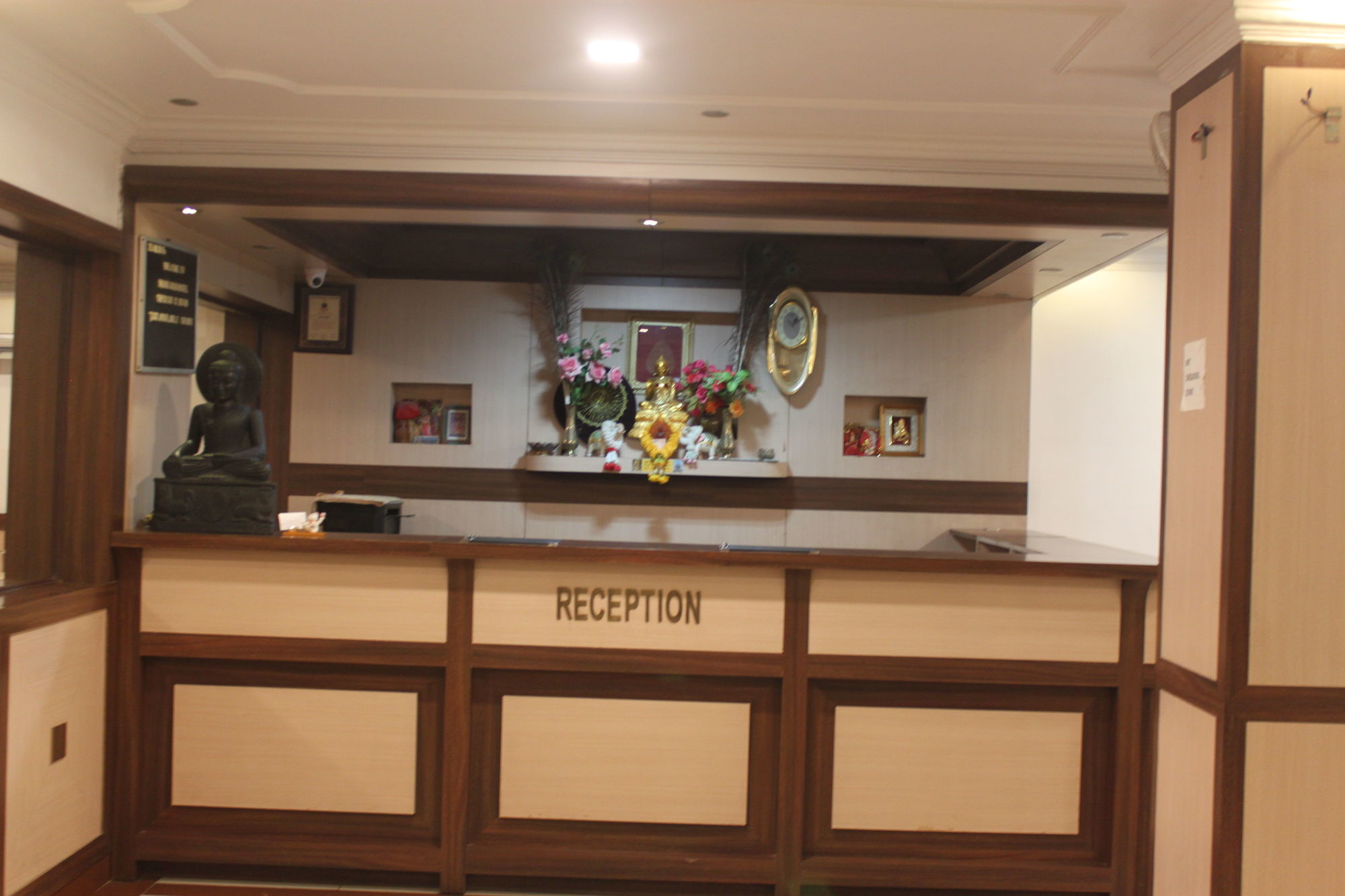 Niranjana Hotel Bodhgaya İç mekan fotoğraf